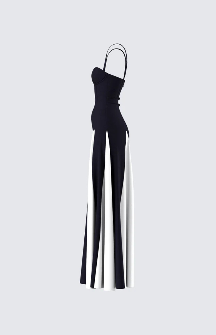 Aria - Maxi Dress - Contrast Detail A-line Maxi Dress in Black